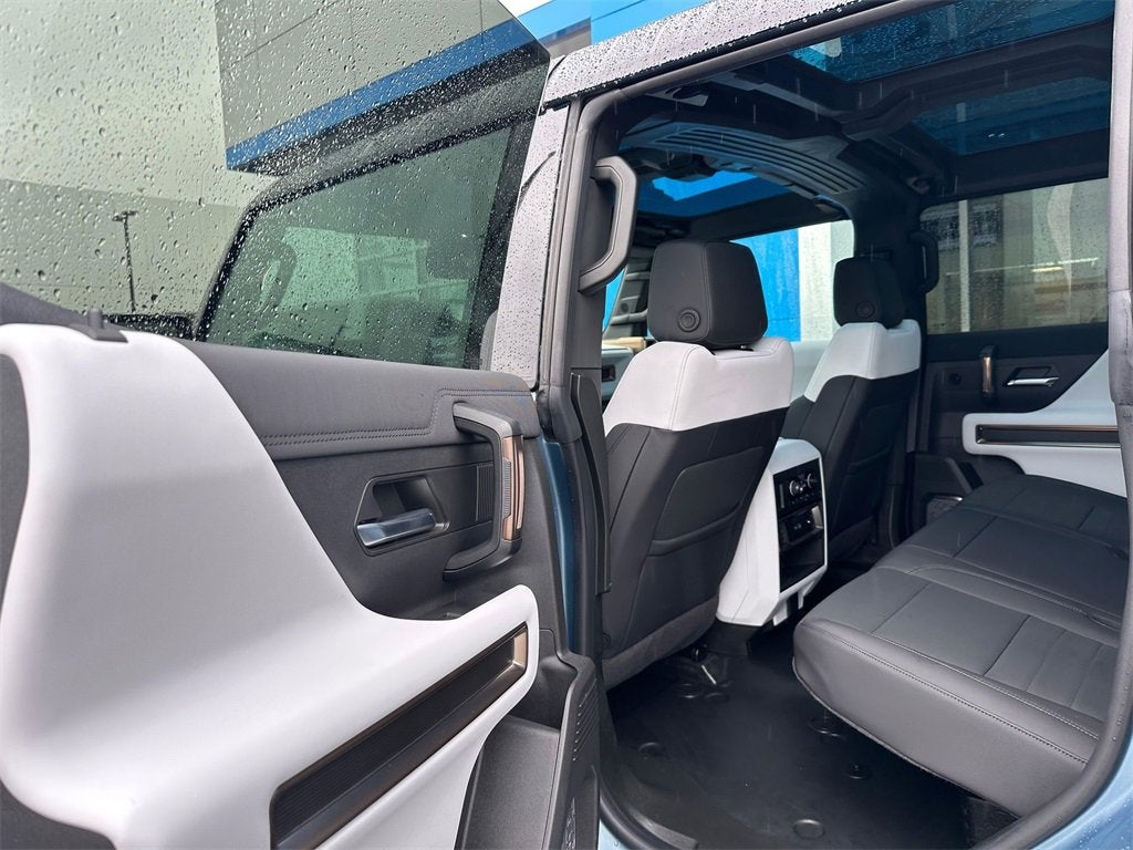 2024 GMC HUMMER EV Pickup Base