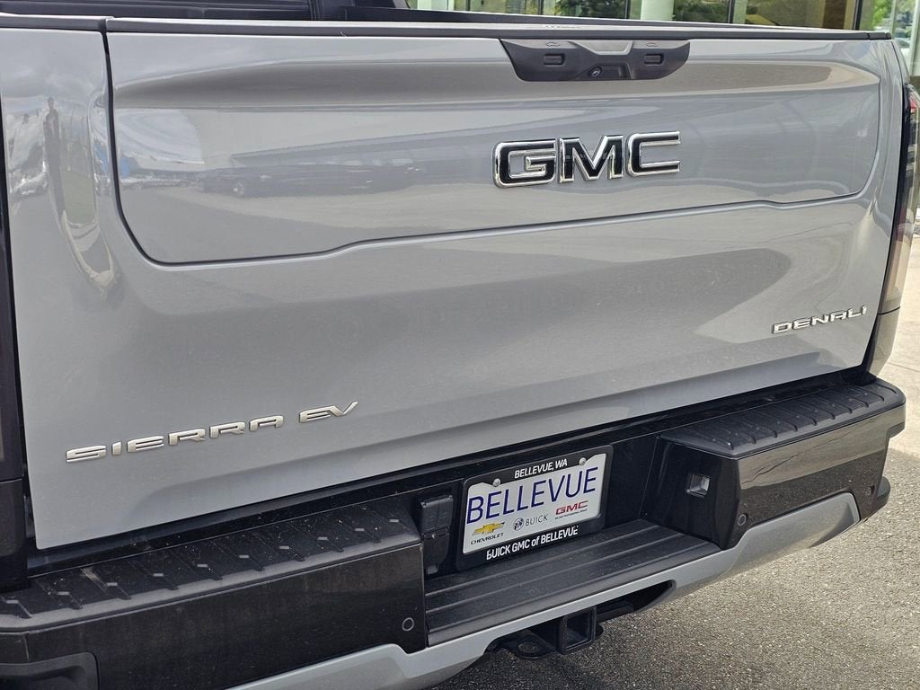 2025 GMC Sierra EV Base