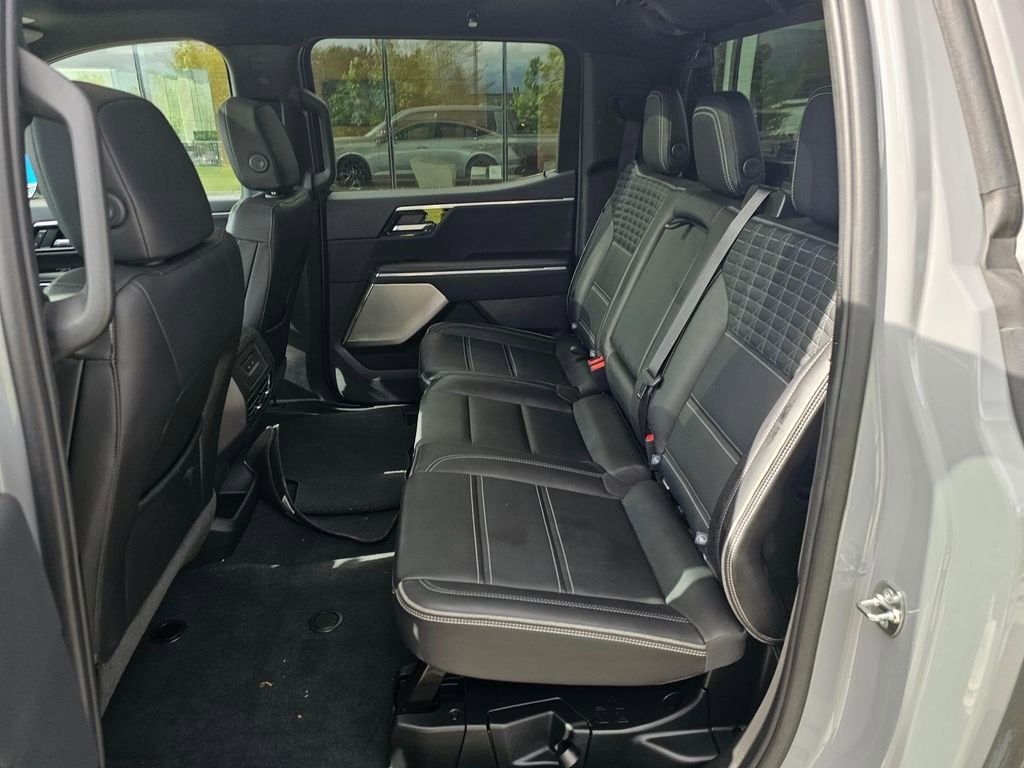 2025 GMC Sierra EV Base