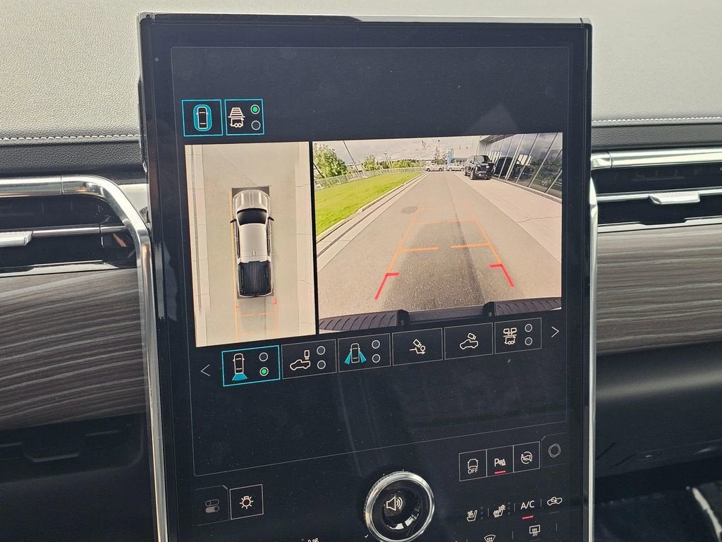 2025 GMC Sierra EV Base