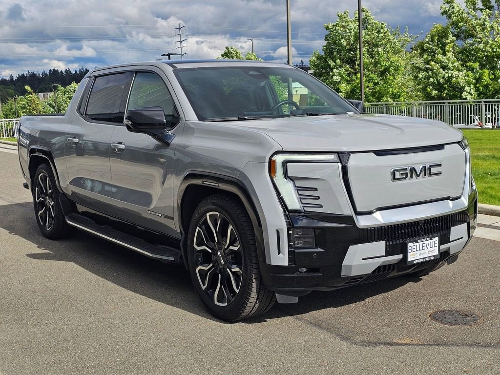 2025 GMC Sierra EV Base
