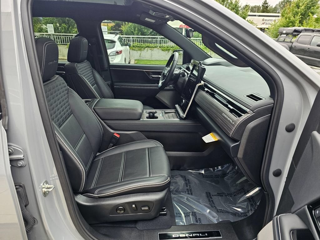 2025 GMC Sierra EV Base