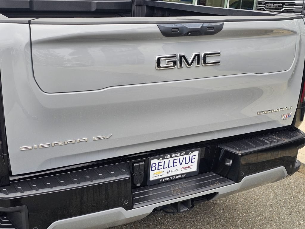 2025 GMC Sierra EV Base