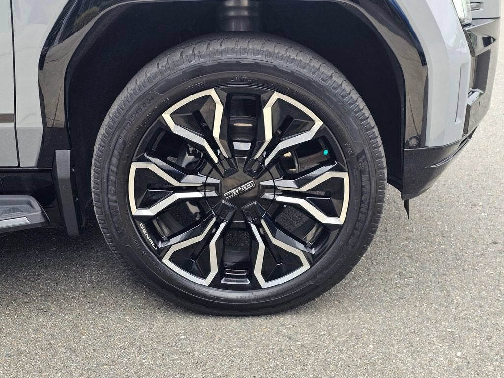 2025 GMC Sierra EV Base
