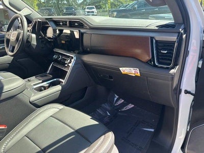 2025 GMC Sierra 3500 HD Denali