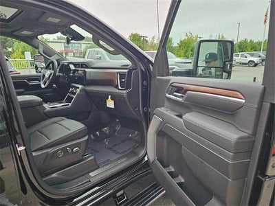 2025 GMC Sierra 3500 HD Denali