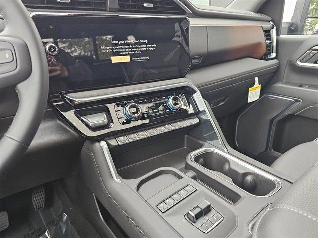 2025 GMC Sierra 3500 HD Denali