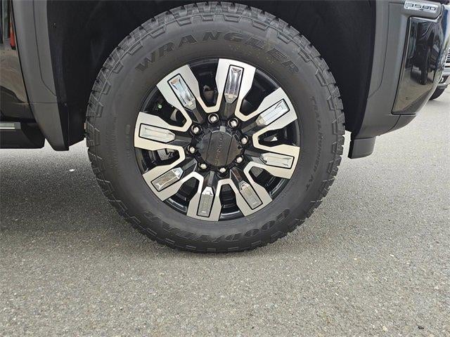 2025 GMC Sierra 3500 HD Denali