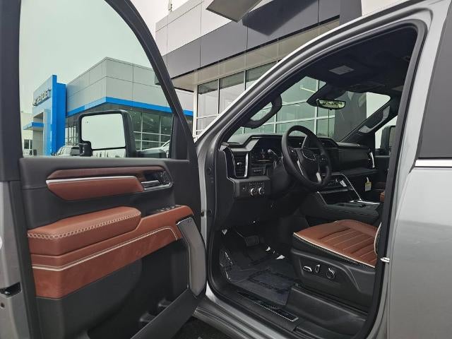 2026 GMC Sierra 3500 HD Denali Ultimate DRW