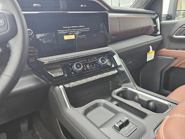 2026 GMC Sierra 3500 HD Denali Ultimate DRW