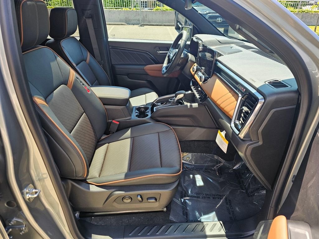2026 GMC Canyon Base