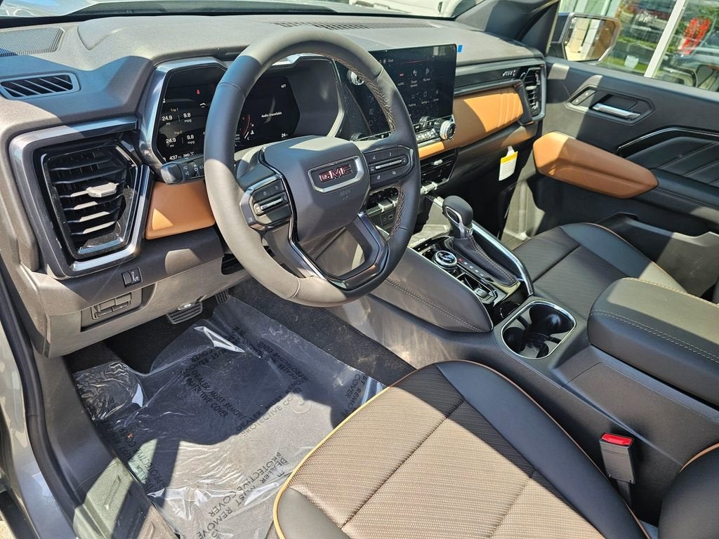 2026 GMC Canyon Base
