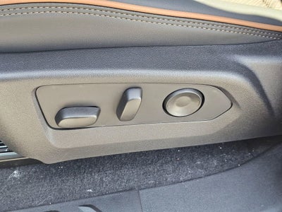 2026 GMC Canyon Base