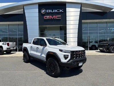 2025 GMC Canyon AT4