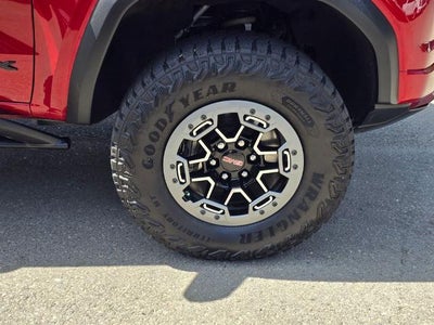2023 GMC Canyon AT4X