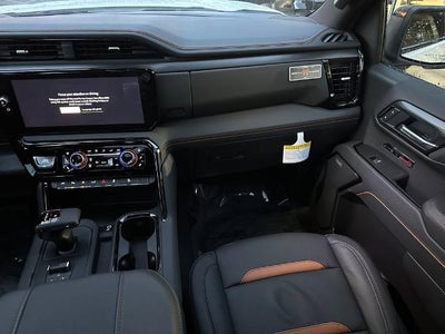 2025 GMC Sierra 1500 AT4