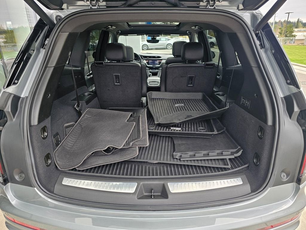 2024 Cadillac XT6 Base