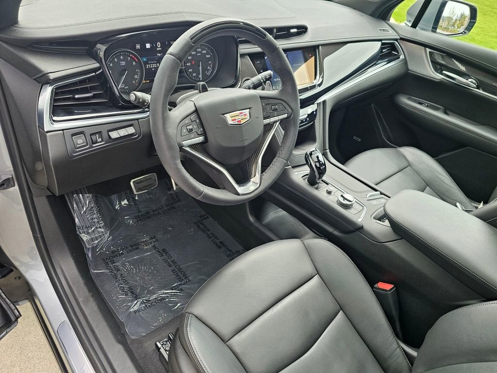 2024 Cadillac XT6 Base