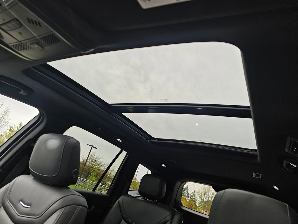 2024 Cadillac XT6 Base