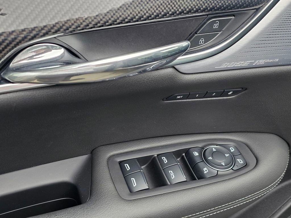 2024 Cadillac XT6 Base