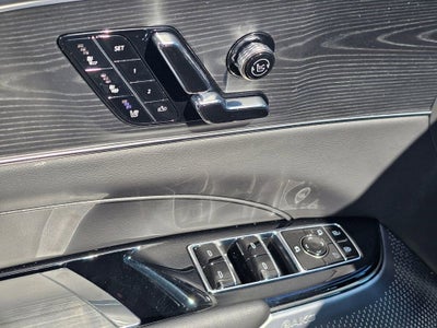 2025 Cadillac LYRIQ Base