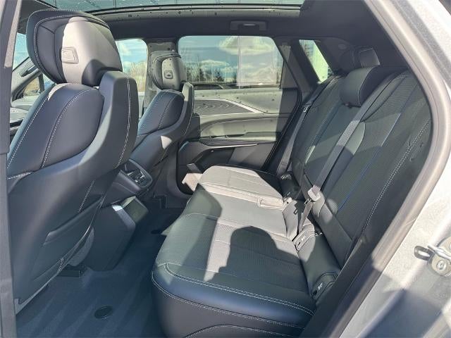 2025 Cadillac LYRIQ Sport 1