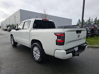 2023 Nissan Frontier Base