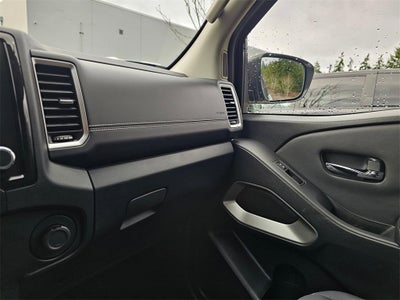 2023 Nissan Frontier Base