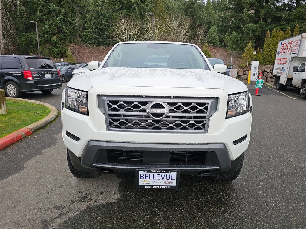 2023 Nissan Frontier Base