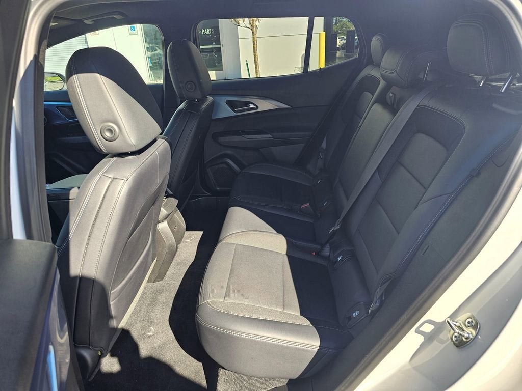 2025 Chevrolet Equinox EV Base