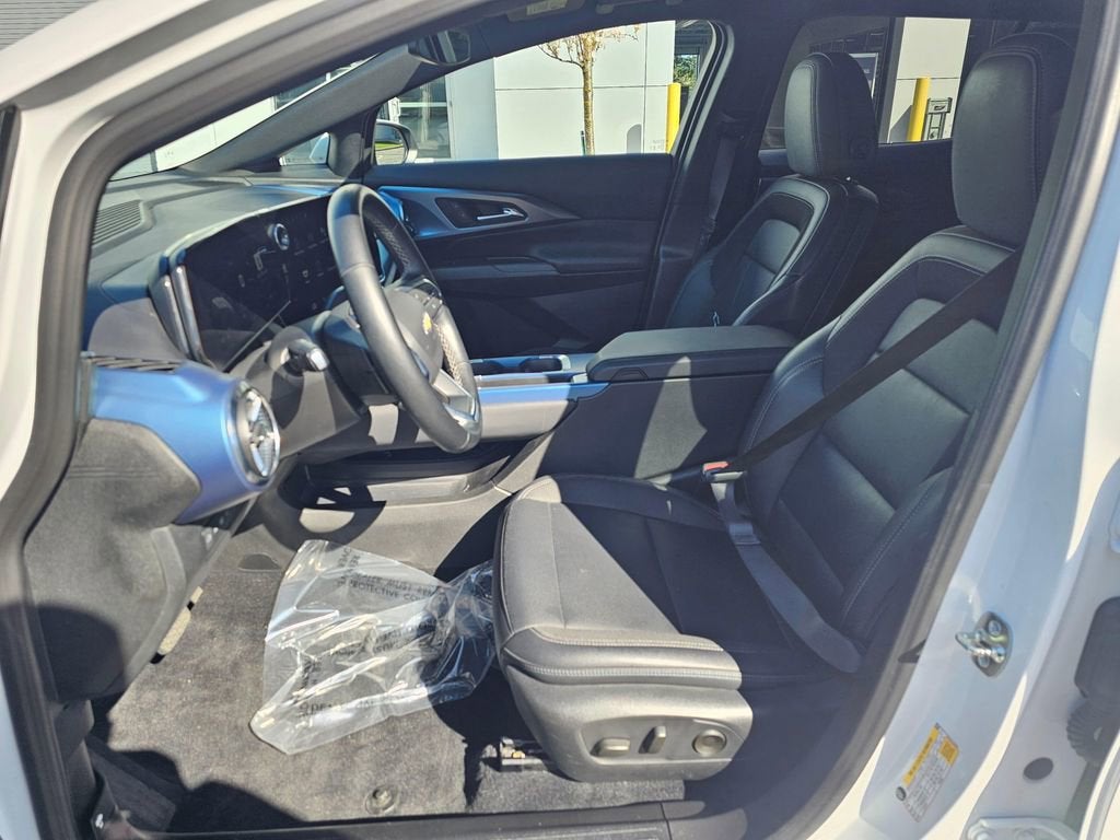 2025 Chevrolet Equinox EV Base