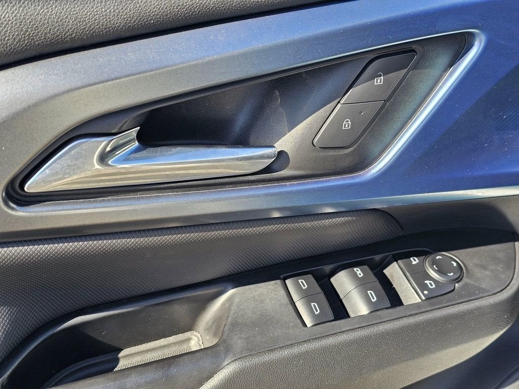 2025 Chevrolet Equinox EV Base