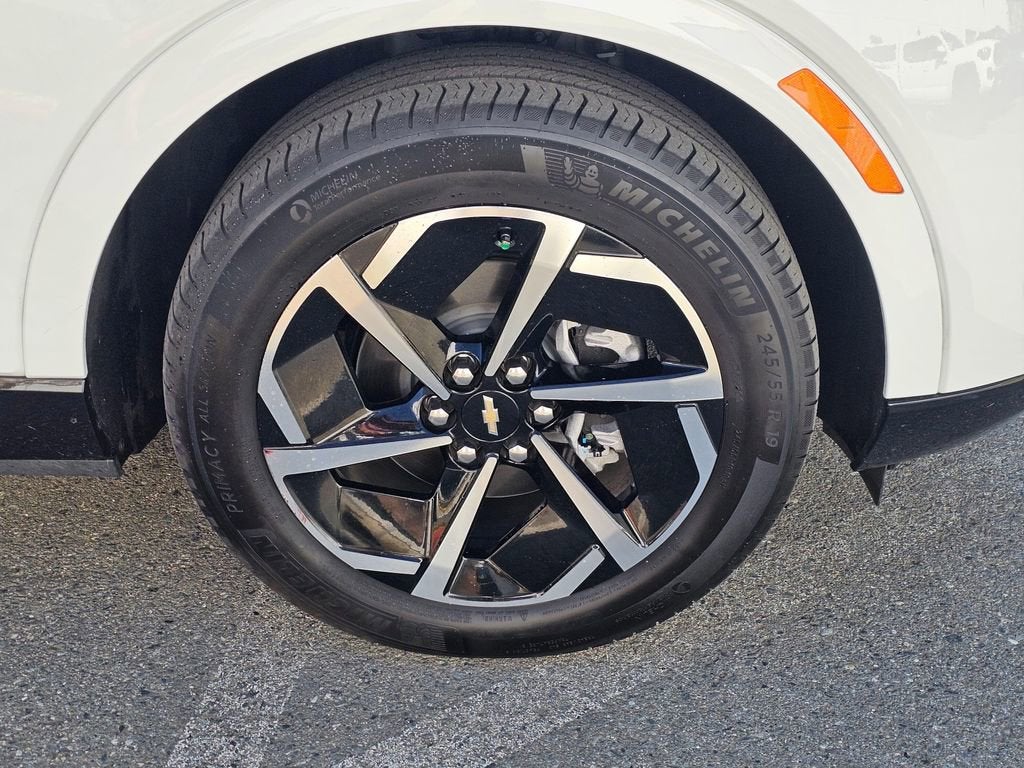 2025 Chevrolet Equinox EV Base