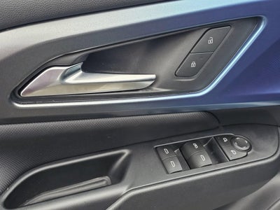 2026 Chevrolet Equinox EV Base