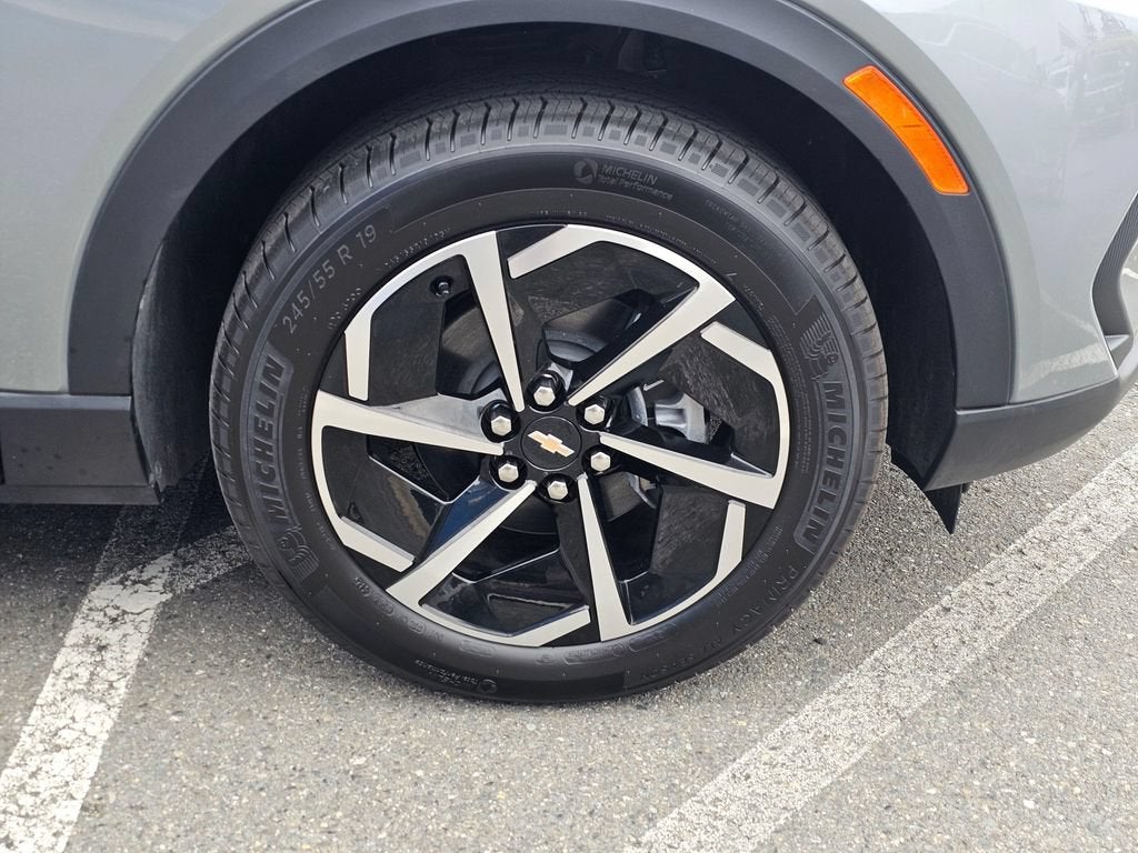 2026 Chevrolet Equinox EV Base