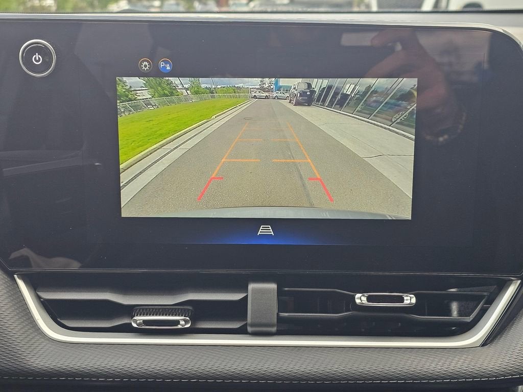 2025 Chevrolet Equinox Base