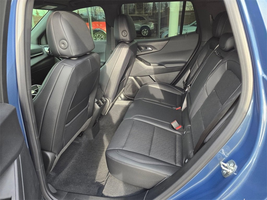 2025 Chevrolet Equinox Base