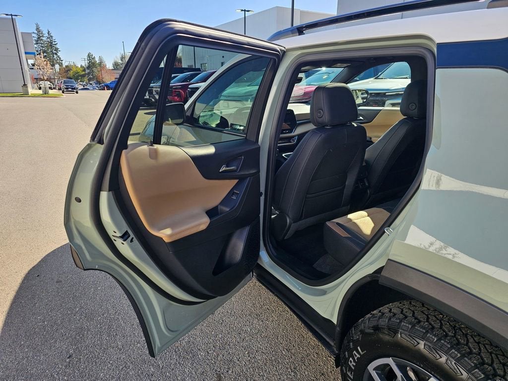2025 Chevrolet Equinox Base