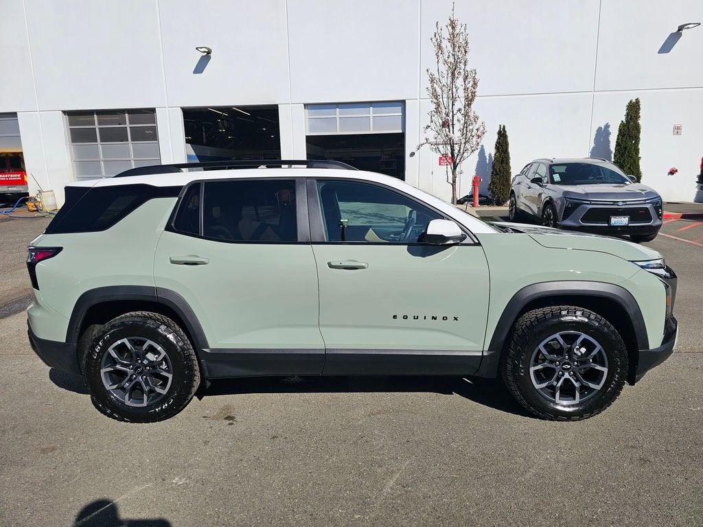 2025 Chevrolet Equinox Base