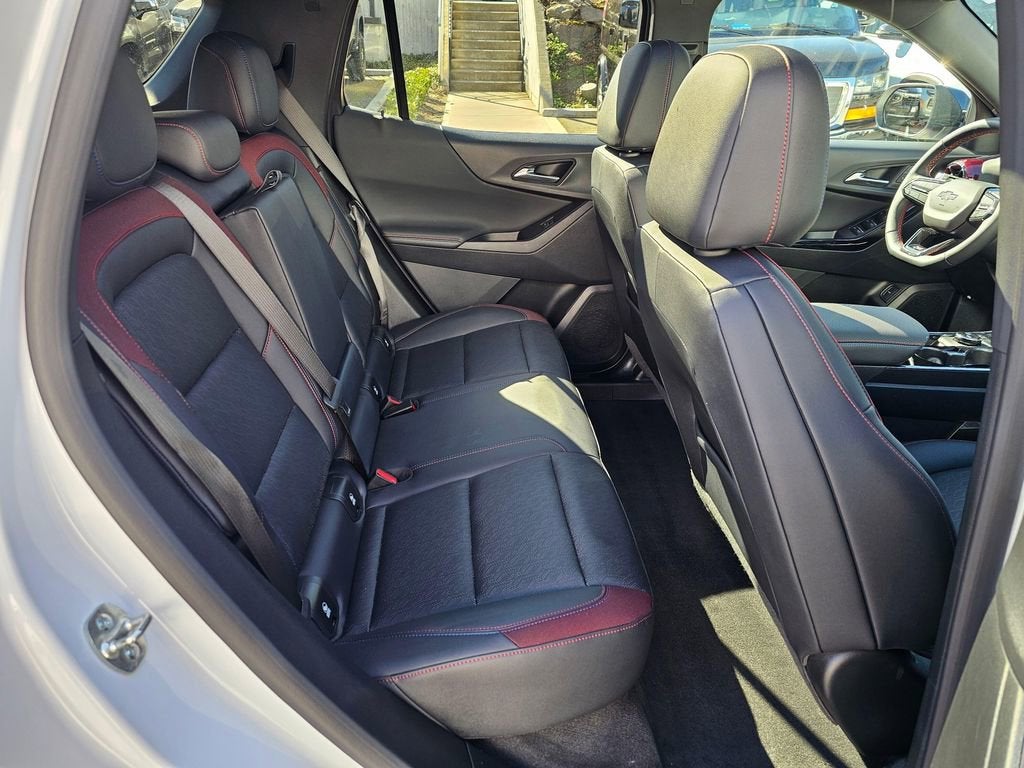 2025 Chevrolet Equinox Base