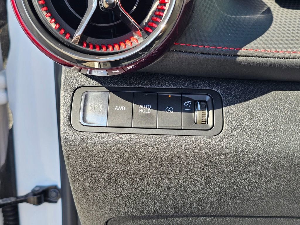 2025 Chevrolet Equinox Base