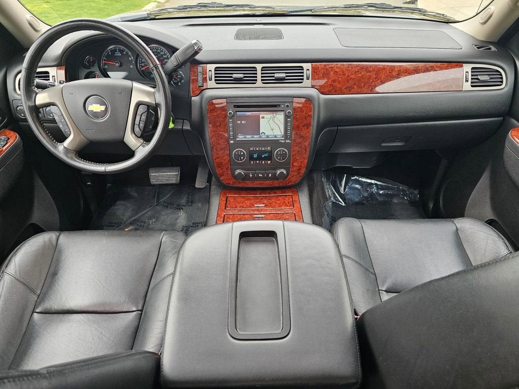 2013 Chevrolet Avalanche Base