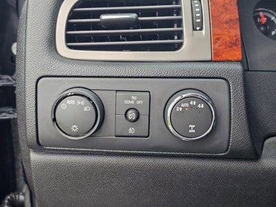 2013 Chevrolet Avalanche Base