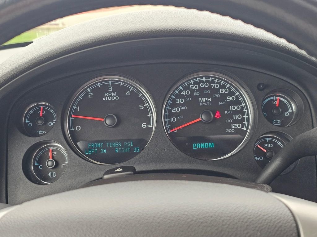 2013 Chevrolet Avalanche Base