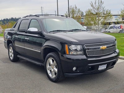 2013 Chevrolet Avalanche Base