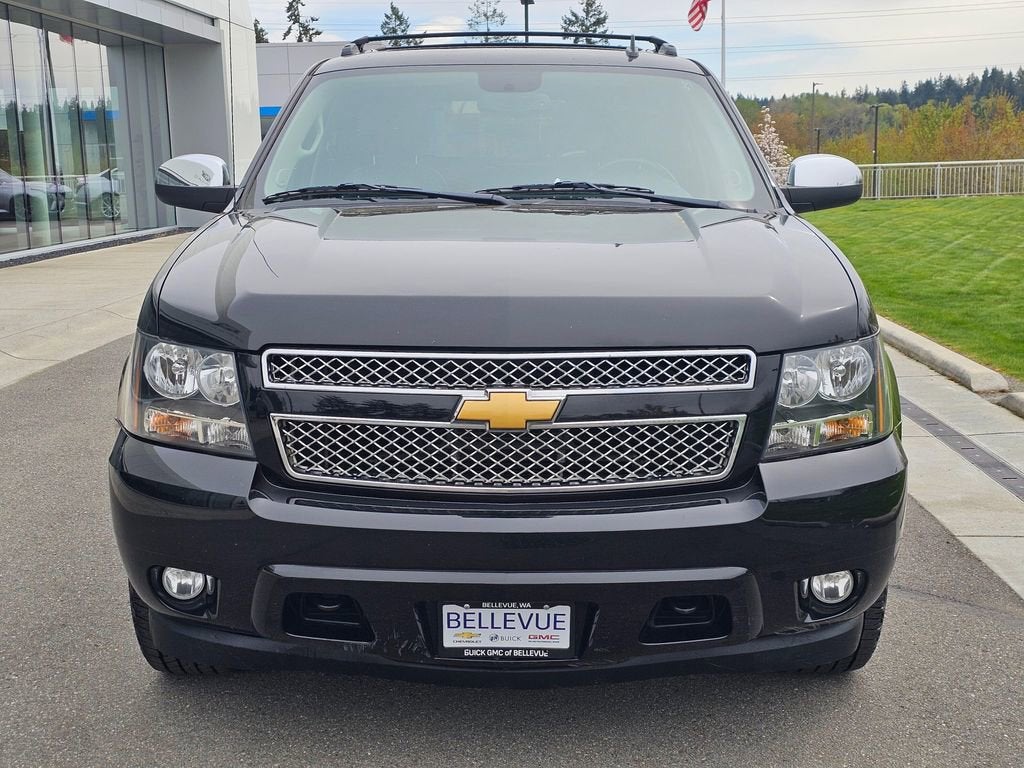 2013 Chevrolet Avalanche Base