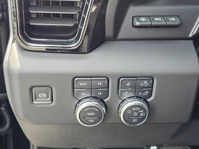 2025 GMC Sierra 1500 AT4X