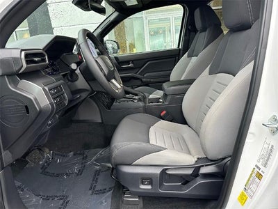 2024 Toyota Tacoma 4WD SR5