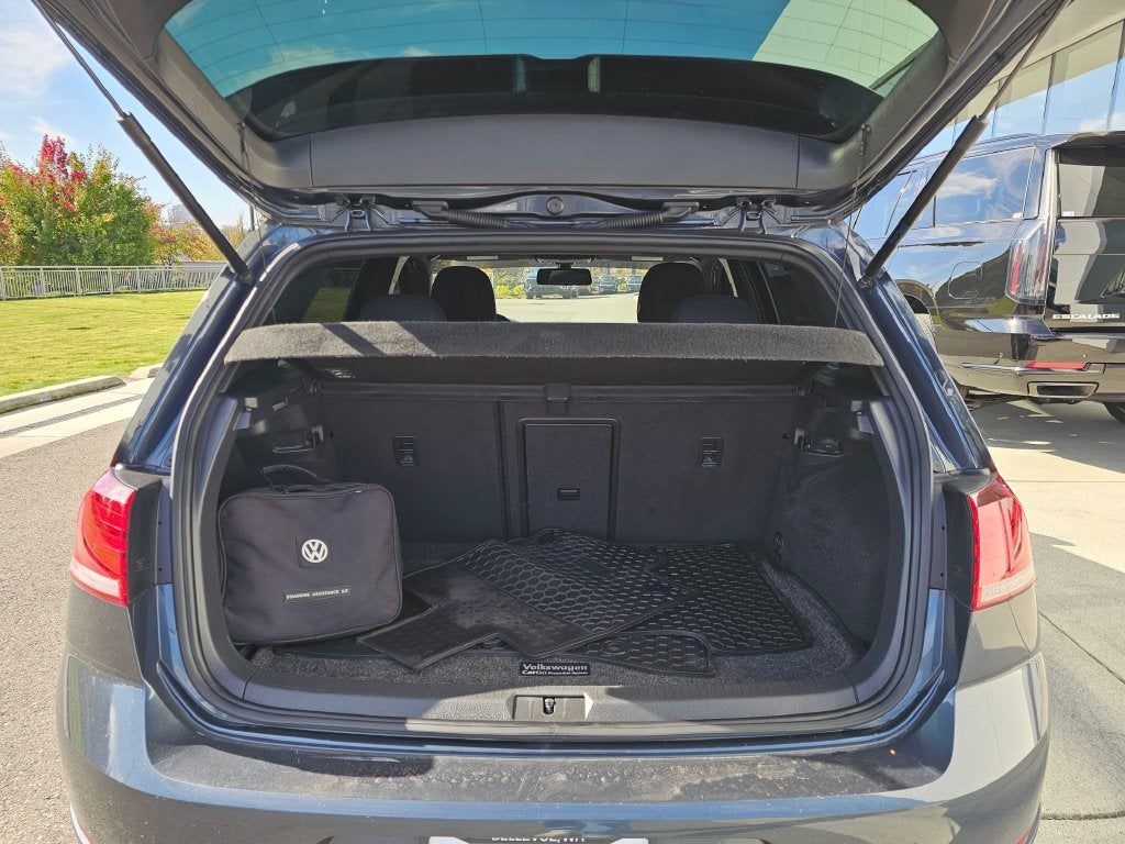 2018 Volkswagen Golf GTI Base