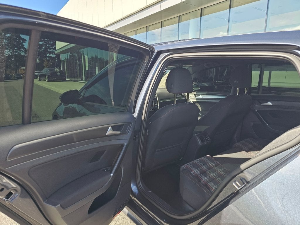 2018 Volkswagen Golf GTI Base
